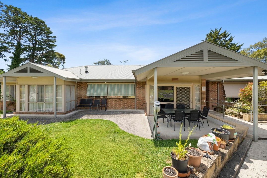 SDA Unit in Mount Evelyn with a front outdoor sitting area